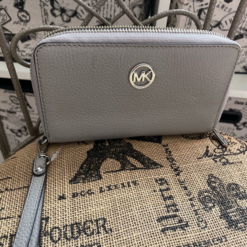 Michael Kors Silver Leather Wallet
